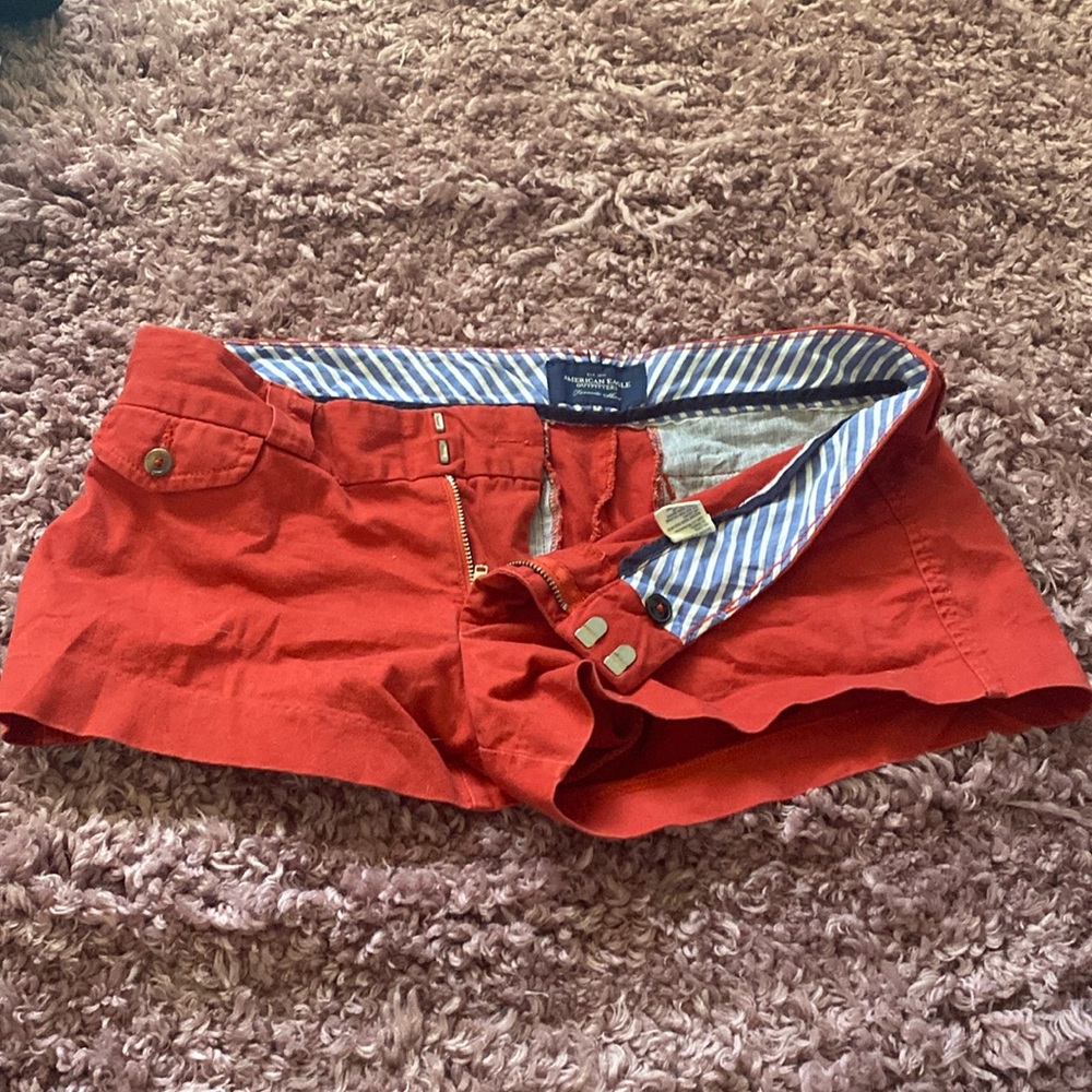 Size 8 Red American Eagle short